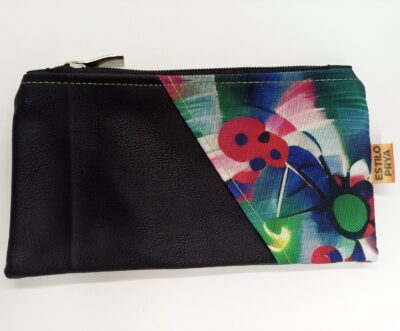 Cartuchera cuero sint&eacute;tico - Negro - Estampado mariquitas