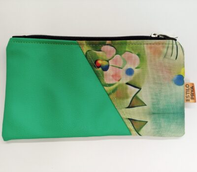Cartuchera cuero sint&eacute;tico - Verde - Estampado jard&iacute;n